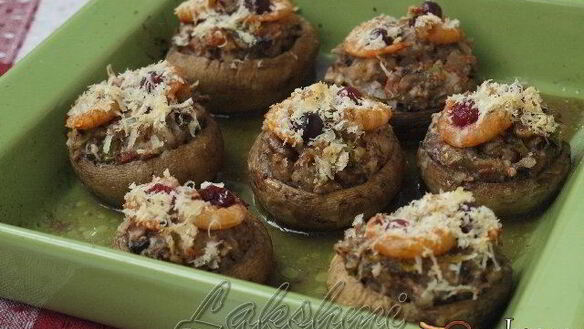 ШАГ 7. фаршированные шампиньоны с пикантной начинкой