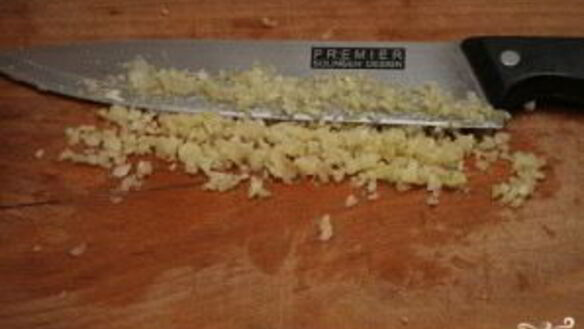 ШАГ 4. фаршированные шляпки шампиньонов