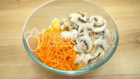 ШАГ 3. горшочки с грибами в духовке