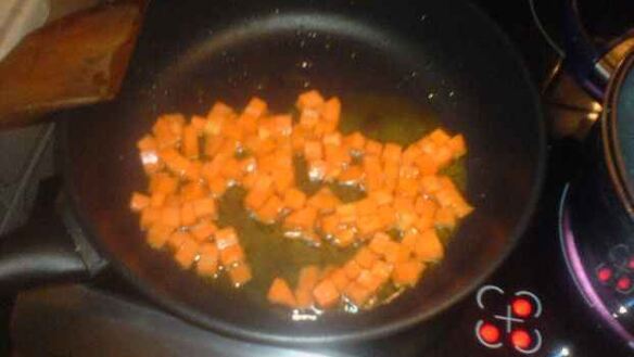 ШАГ 20. грибы обжаренные под соусом с гарниром