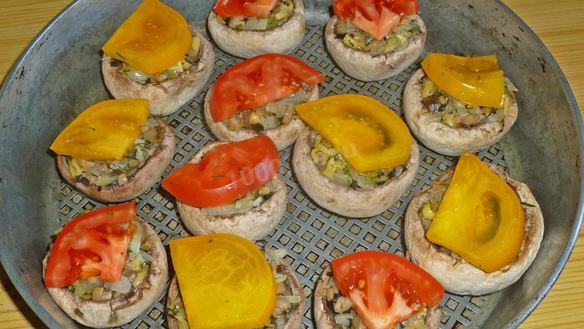 ШАГ 15. грибы с сыром и помидорами в духовке