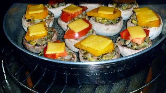 ШАГ 17. грибы с сыром и помидорами в духовке