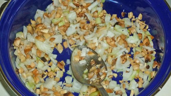 ШАГ 5. грибы с сыром и помидорами в духовке