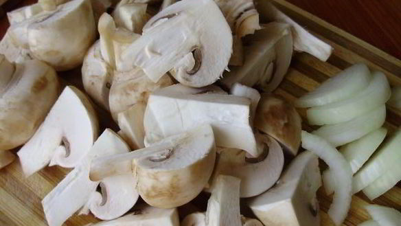 ШАГ 2. грибы в микроволновке