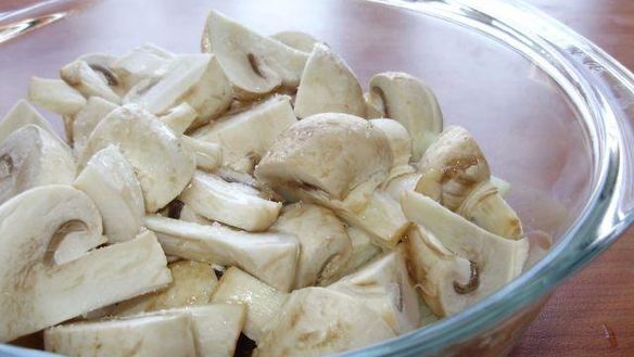 ШАГ 3. грибы в микроволновке