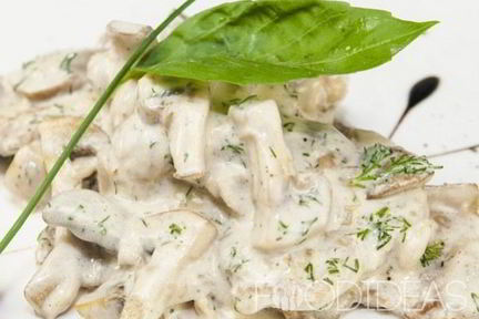 Грибы в сливочном соусе