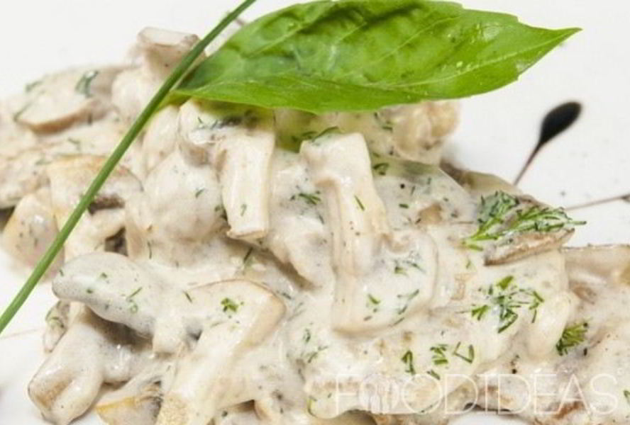 Грибы в сливочном соусе