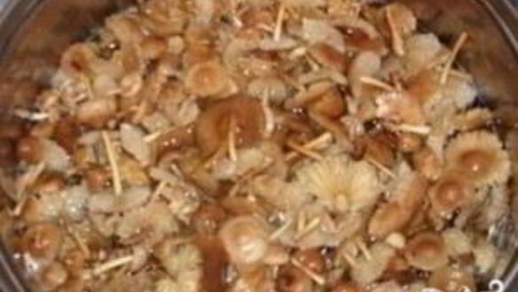 ШАГ 2. опята с картошкой в духовке