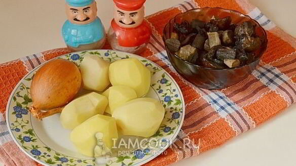 ШАГ 3. подберезовики жареные с картошкой