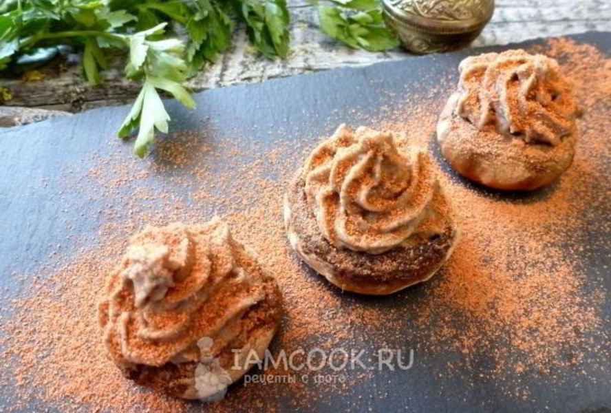 Шампиньоны, фаршированные чечевицей