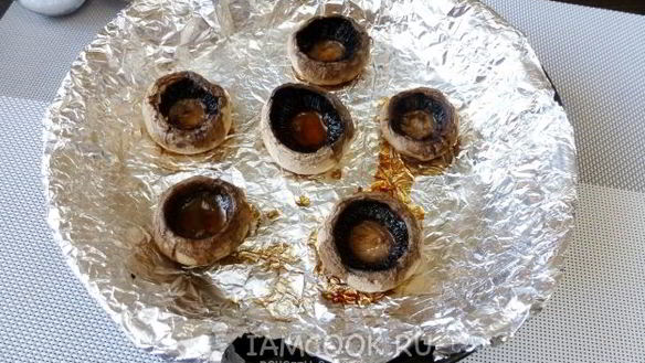 ШАГ 5. шампиньоны, фаршированные чечевицей