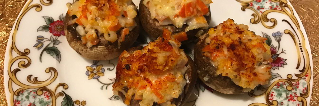 Шампиньоны фаршированные крабовым салатом