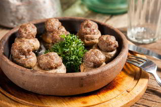 Шампиньоны, фаршированные мясом