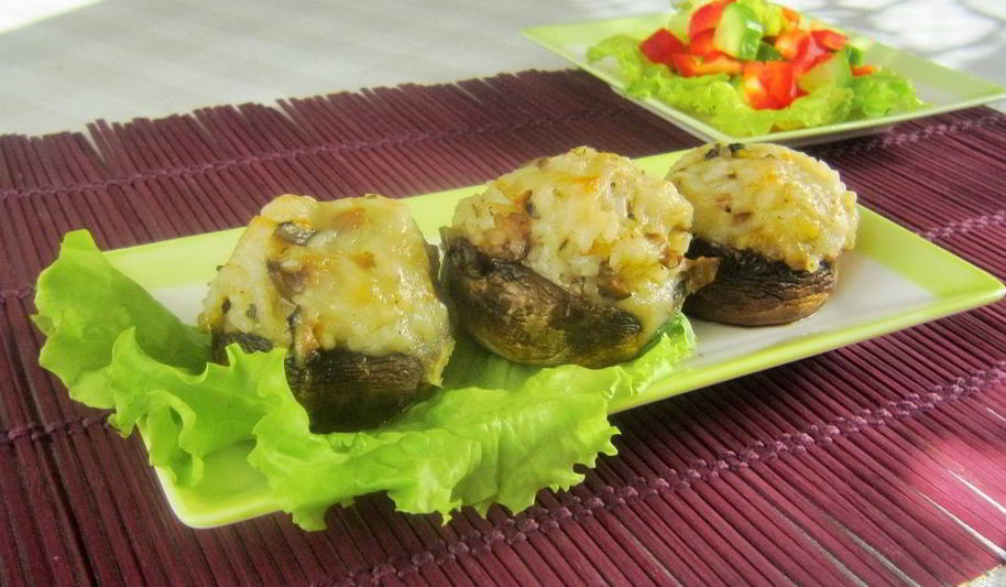 Рецепт шампиньоны, фаршированные рисом и сыром