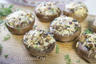 Шампиньоны фаршированные сыром