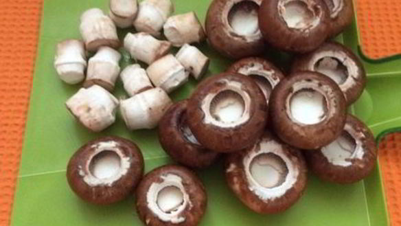 ШАГ 3. шампиньоны фаршированные