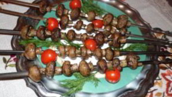 ШАГ 4. шампиньоны на шампурах