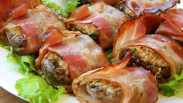 ШАГ 5. шампиньоны с орехово-сырной начинкой, в беконе