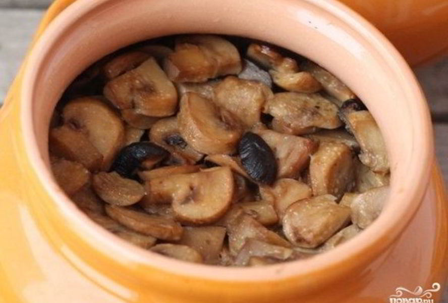 Шампиньоны в горшочках