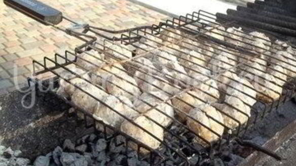 ШАГ 4. шампиньоны, запеченные на костре