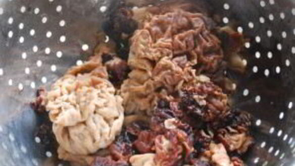 ШАГ 3. сморчки запеченные под сыром с картофелем