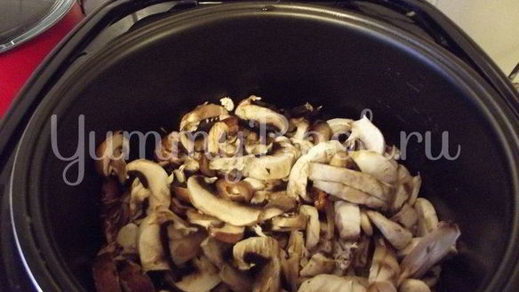 ШАГ 3. жаренные шампиньоны в мультиварке