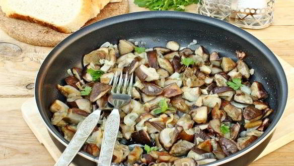 ШАГ 9. жареные белые грибы с луком