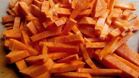 ШАГ 5. гуляш из говядины в мультиварке