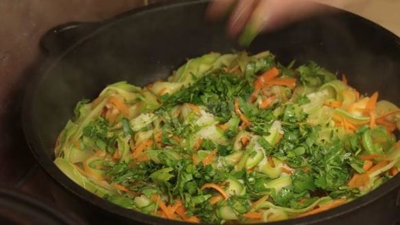 ШАГ 2. кабачковая лапша из кабачков