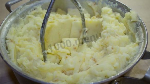 ШАГ 8. картофельное пюре с луком