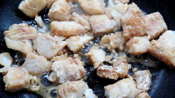 ШАГ 10. китайская рисовая лапша с имбирной рыбой