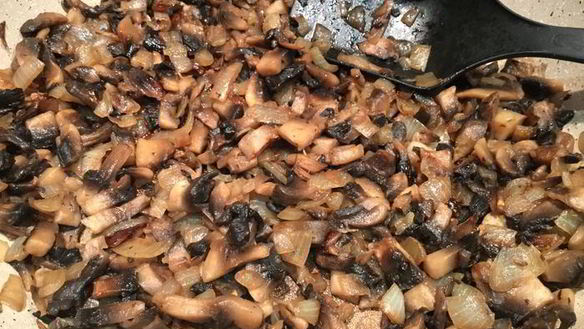 ШАГ 5. гречневые котлеты с грибами