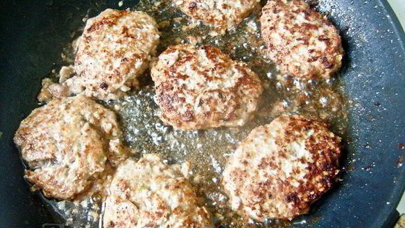 ШАГ 2. кабачково-мясные котлеты в томатном соусе