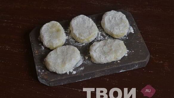ШАГ 5. картофельные котлеты с грибным соусом