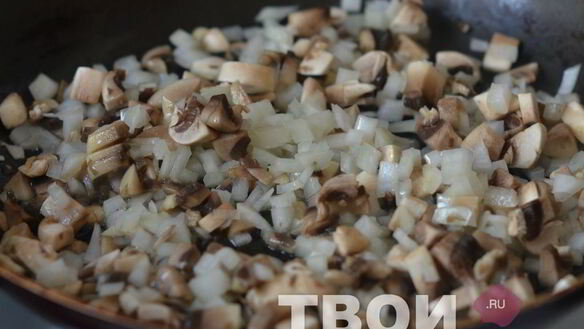 ШАГ 8. картофельные котлеты с грибным соусом