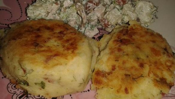 ШАГ 6. картофельные котлеты с колбасным фаршем