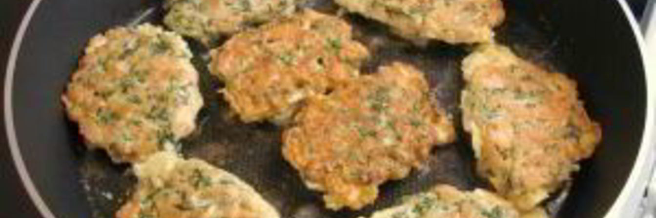 Котлеты из горбуши с кабачками