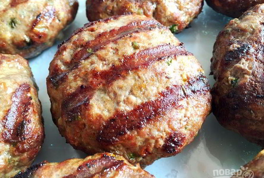 Котлеты из индейки со шпинатом