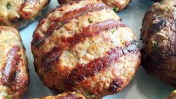 ШАГ 4. котлеты из индейки со шпинатом