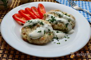 Котлеты из кролика с брынзой в микроволновке