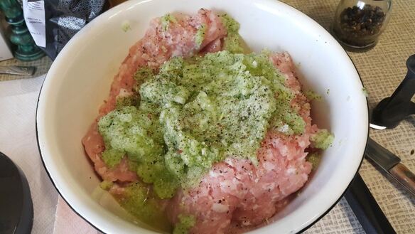 ШАГ 4. котлеты из кролика