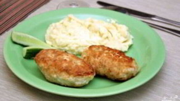 ШАГ 4. котлеты из куриной грудки в духовке