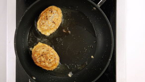 ШАГ 3. котлеты из трех видов мяса