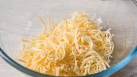 ШАГ 2. котлеты из трески с сыром