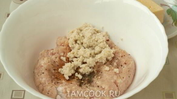 ШАГ 4. котлеты куриные по-французски