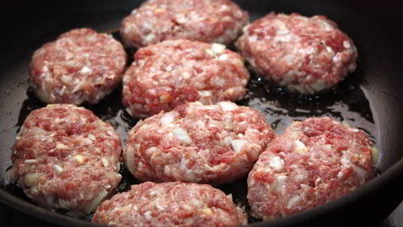 ШАГ 5. котлеты по-домашнему