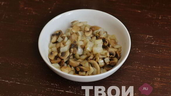 ШАГ 3. котлеты с грибами