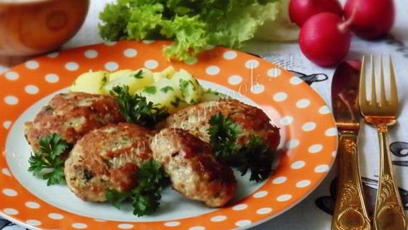 ШАГ 11. котлеты с сыром и отварным яйцом