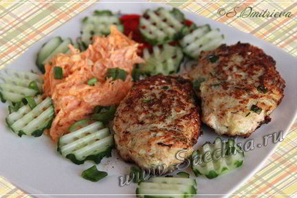 Куриные котлеты с кабачком
