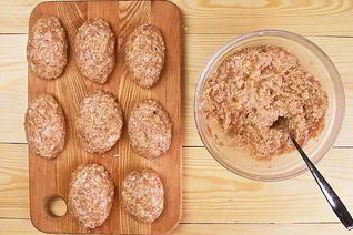 Куриные котлеты с овсяными хлопьями